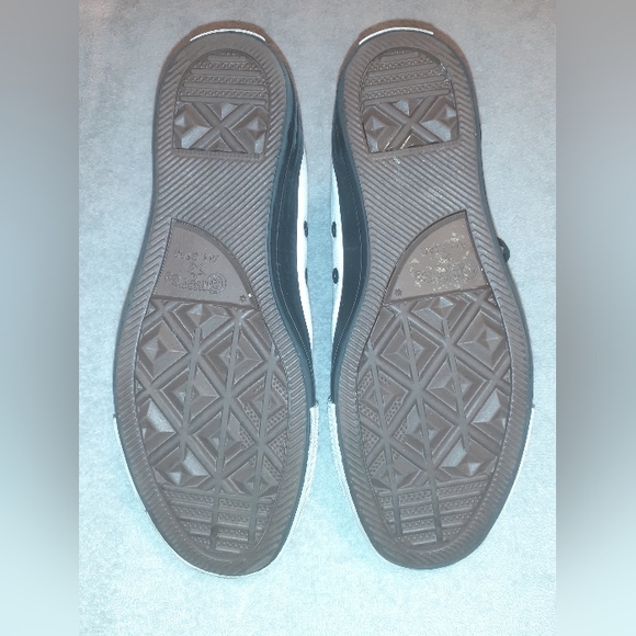 Converse high tops Sz.6M Sz.8W EUC. Black/White/Orange - Picture 7 of 7